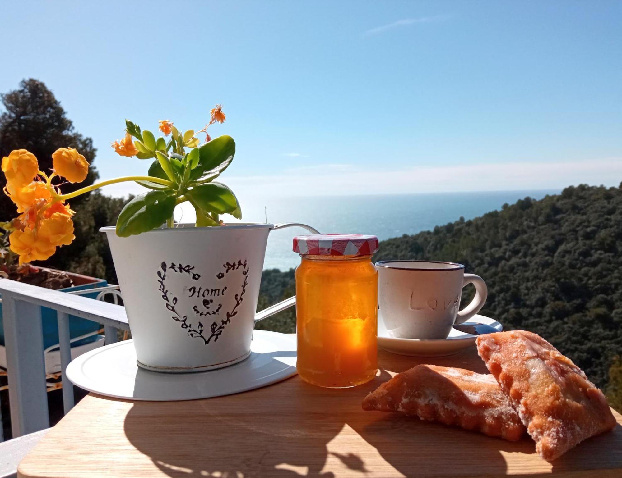 Message In A Bottle Bed And Breakfast Camporosso  Exterior photo